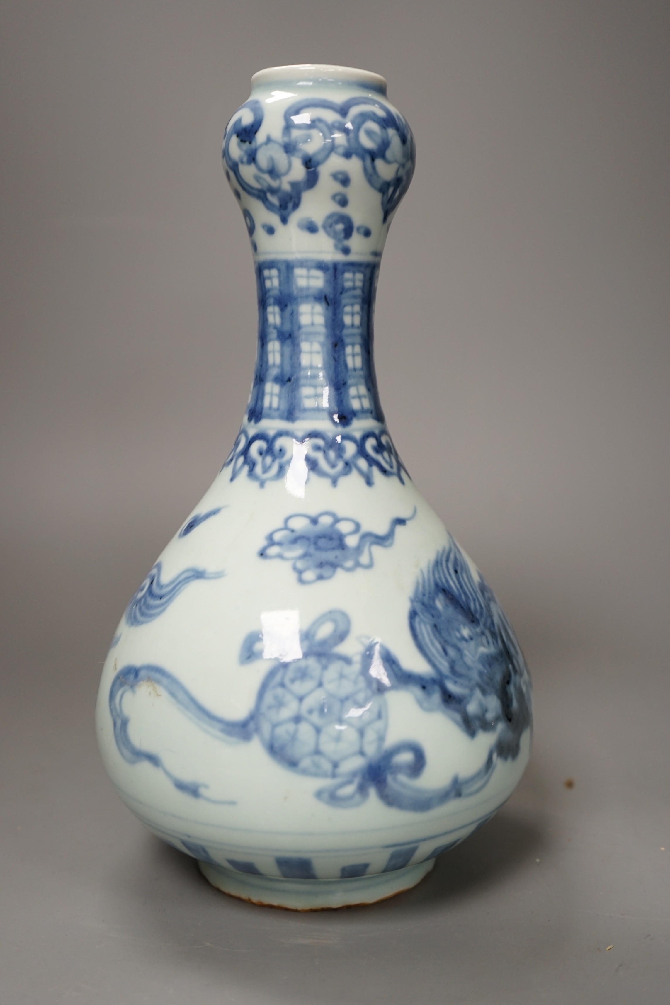 A Chinese blue and white 'dragon' vase, 26cm tall